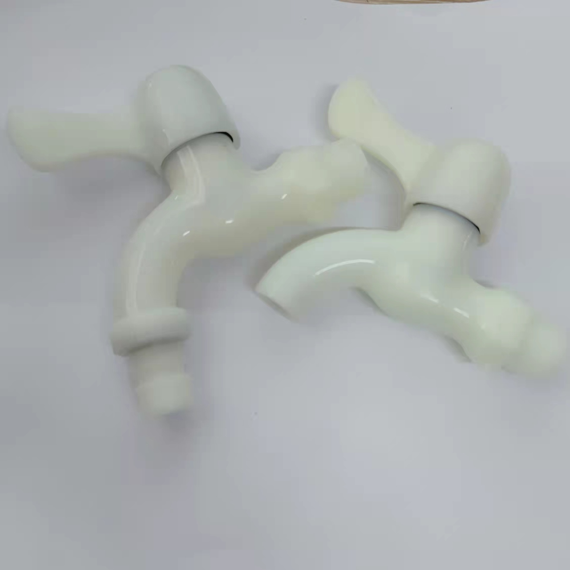 Plastic faucet, blue and beige, engineering export faucet, ceramic core, public place, outdoor, 4 points details Picture