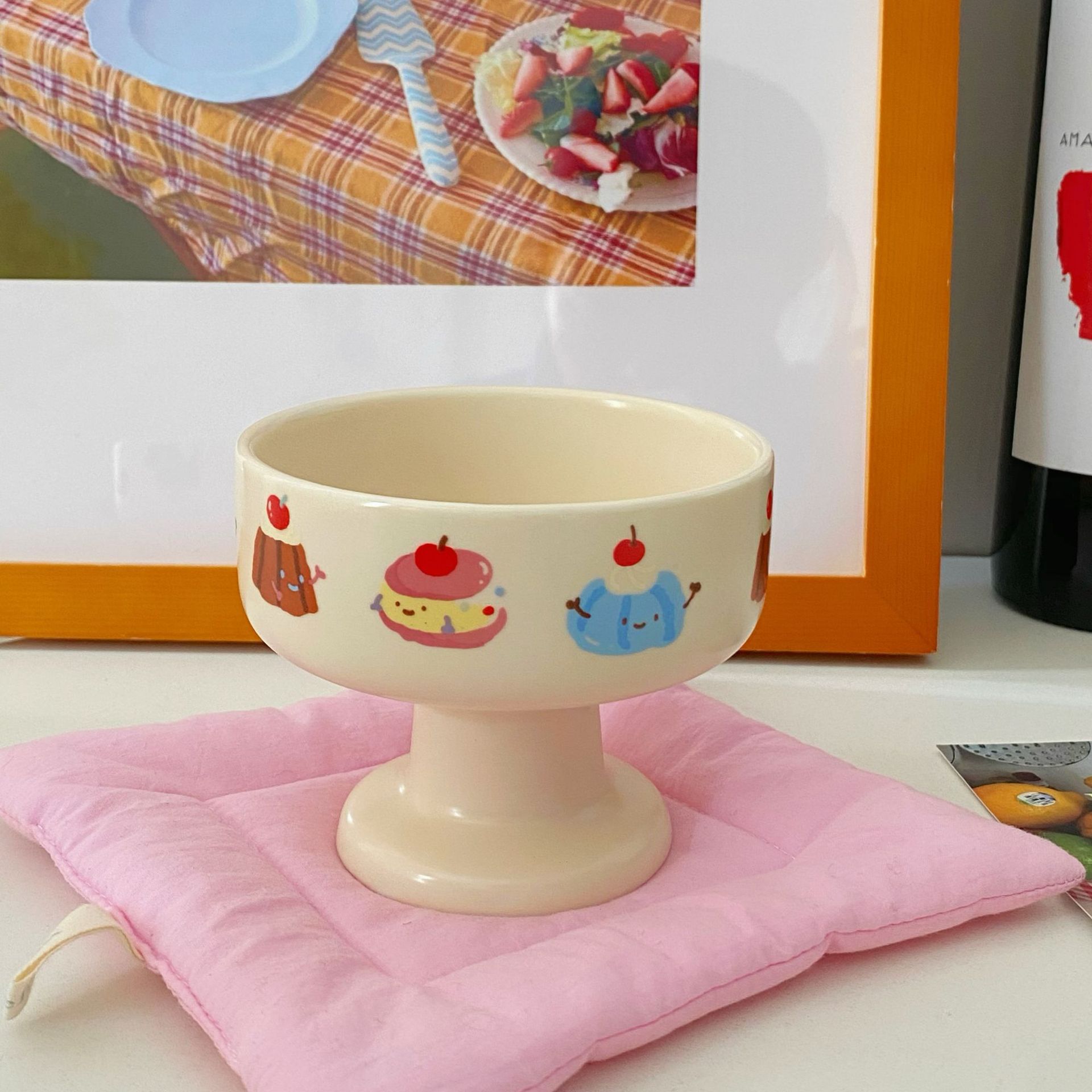 Ins-style Korean cream cute tall bowl, cartoon matte ceramic dessert bowl, tall ice cream bowl, yogurt bowl Item Picture