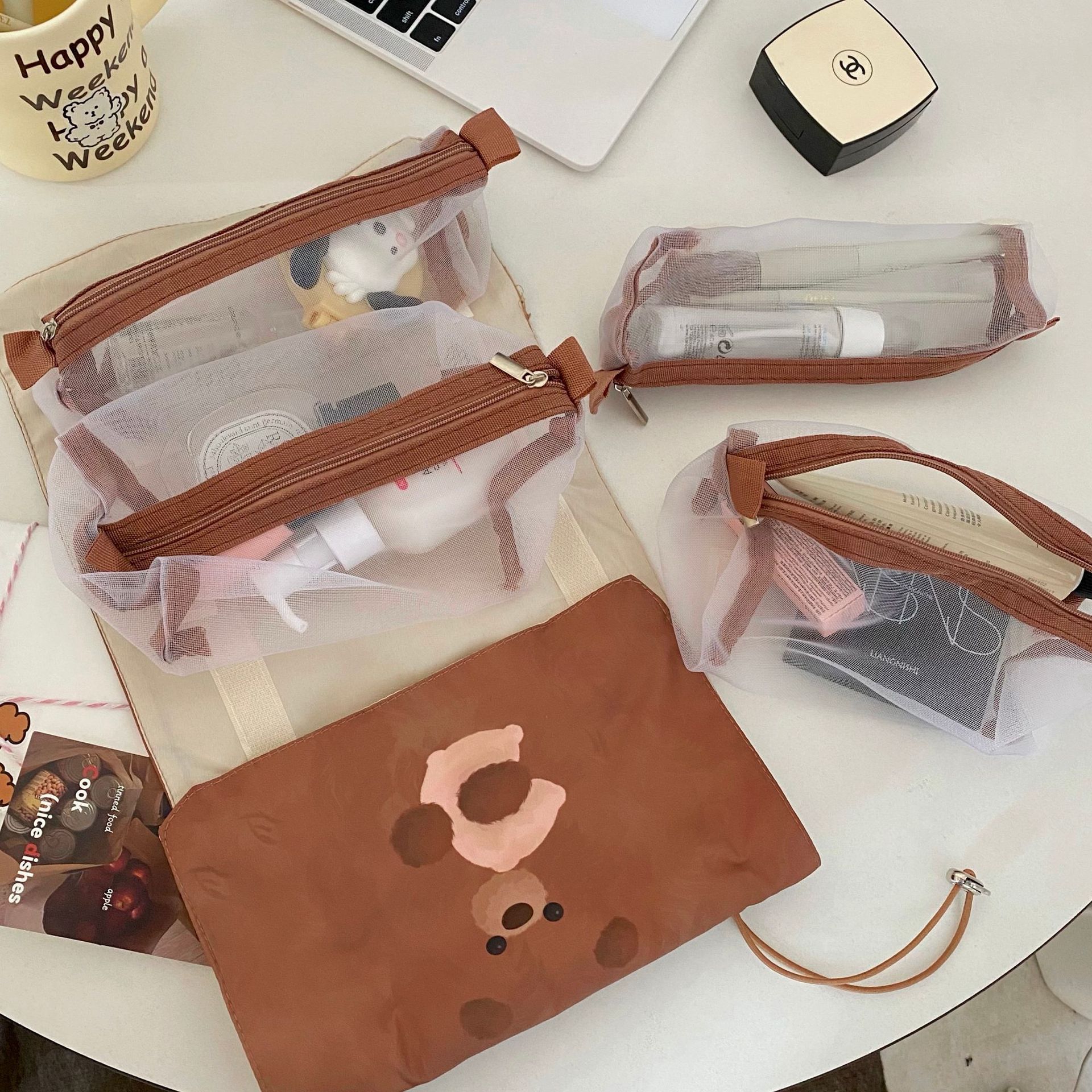 Four-in-one detachable makeup bag, female cartoon bear cat travel toiletry bag, portable large-capacity storage bag Item Picture
