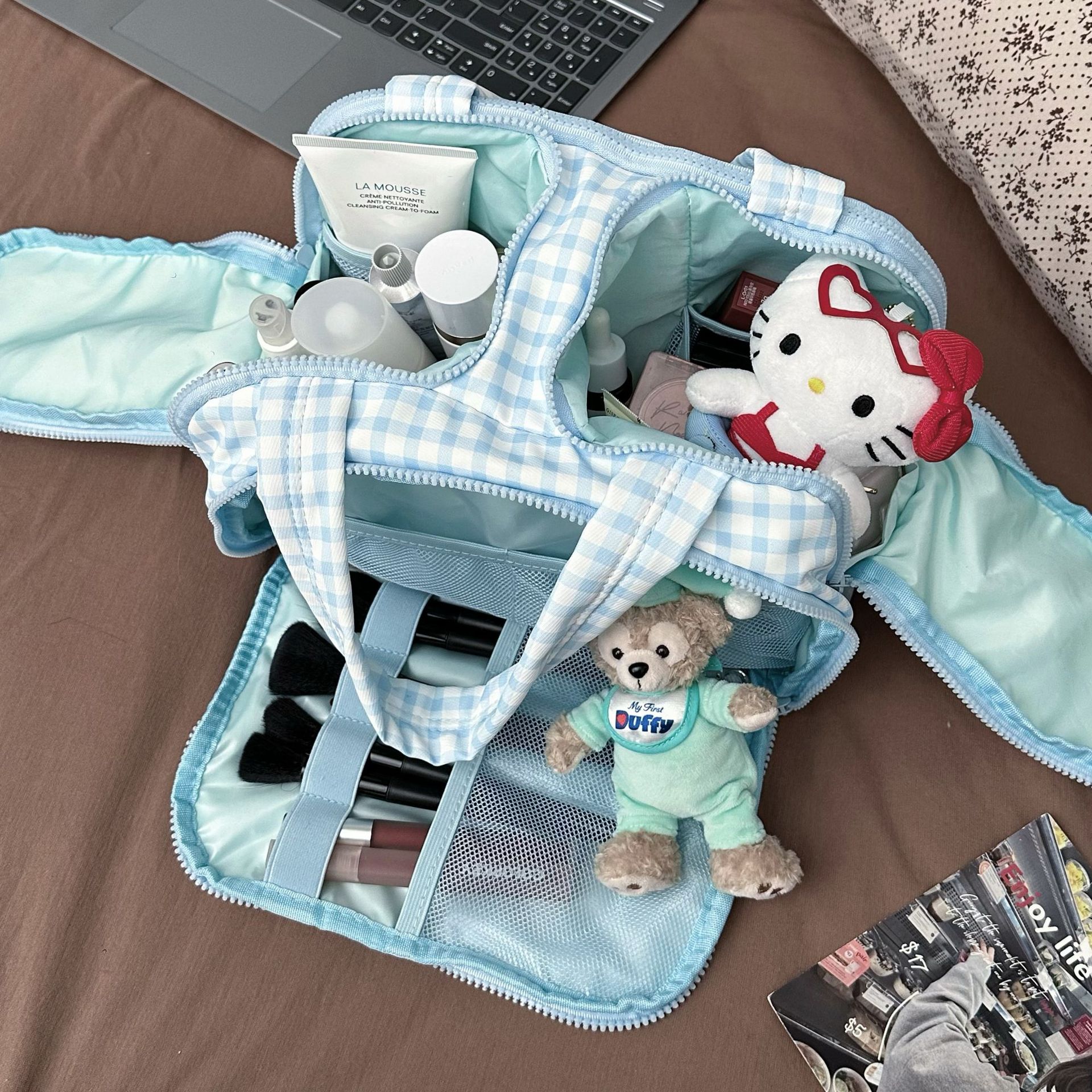 Blue checkered zoned makeup bag for women, double wide-opening large capacity, 2025 new travel portable toiletry and storage bag details Picture