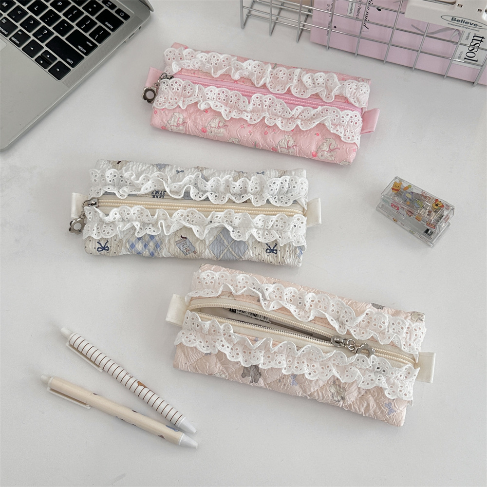 52203 Lace fringed girl quilted pen case, large capacity stationery storage bag, portable high appearance level pencil case Specification drawing