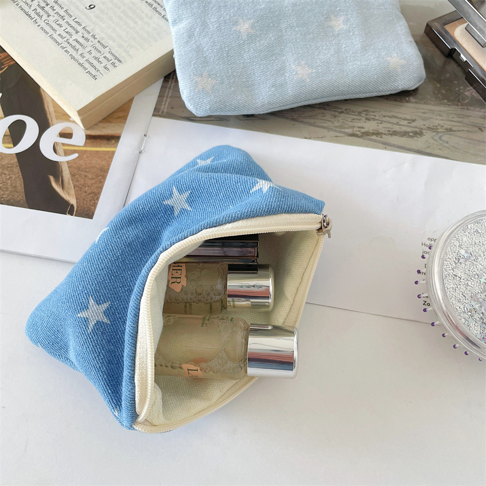 5674 Cowboy Star print coin purse, Travel lipstick, makeup bag, storage bag, key, student wallet Application Scenario