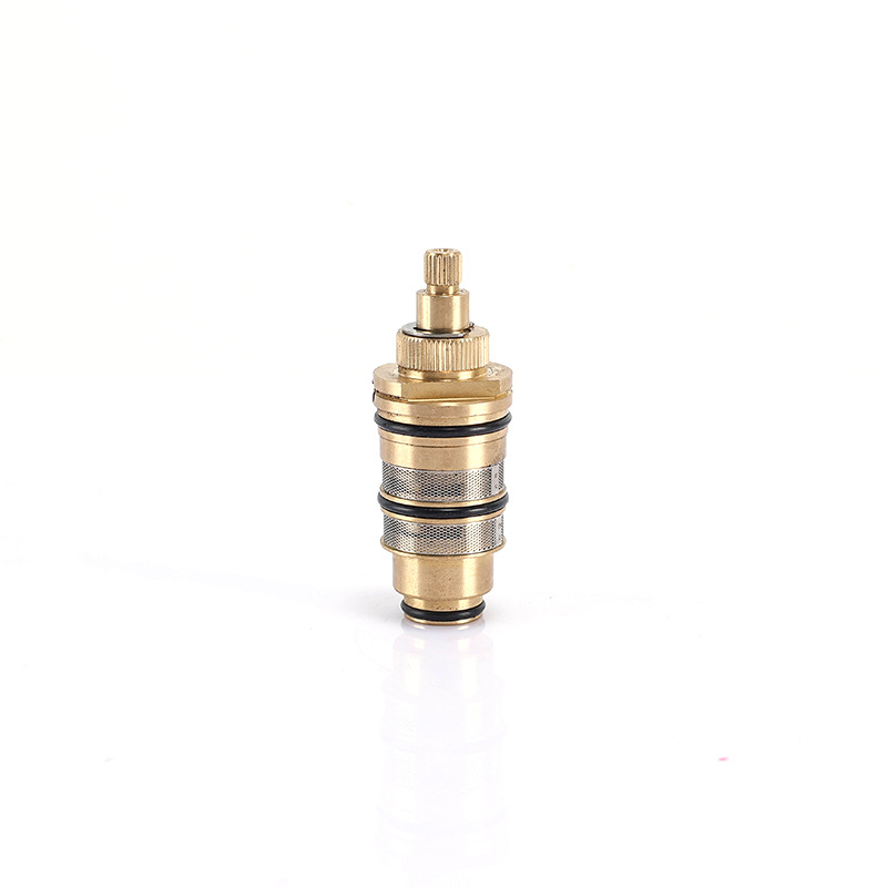 The manufacturer supplies household constant-temperature solar cold and hot temperature adjustment memory alloy all-copper constant-temperature valve cores Item Picture