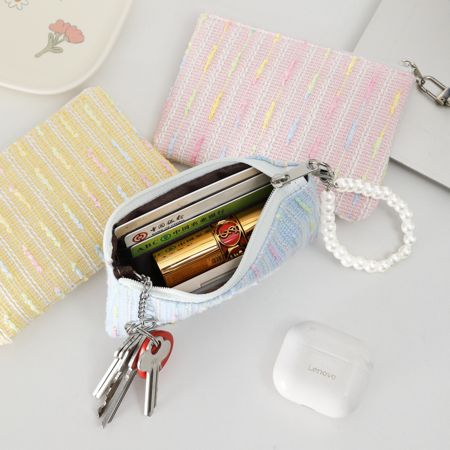 Cute little coin purse, makeup bag, student headphones, lipstick storage bag, portable small bag, girls' touch-up bag full figure