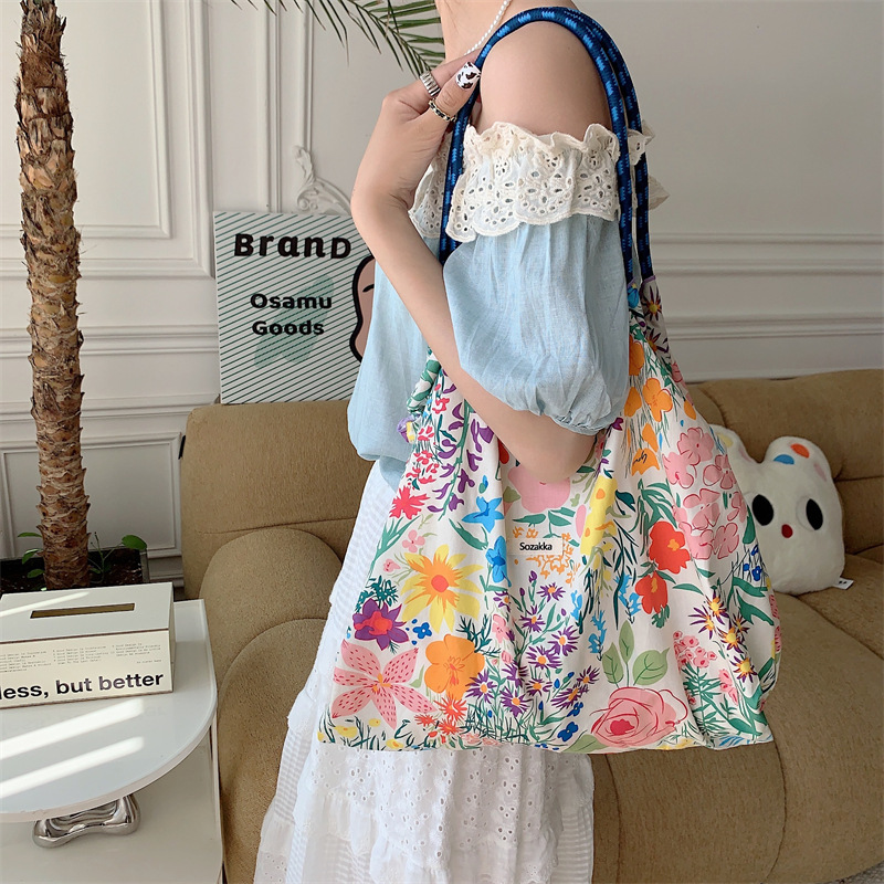 35243 Korean-style summer large-capacity hand-held single-shoulder bag, drawstring shopping bag, fresh floral tote bag, underarm bag details Picture