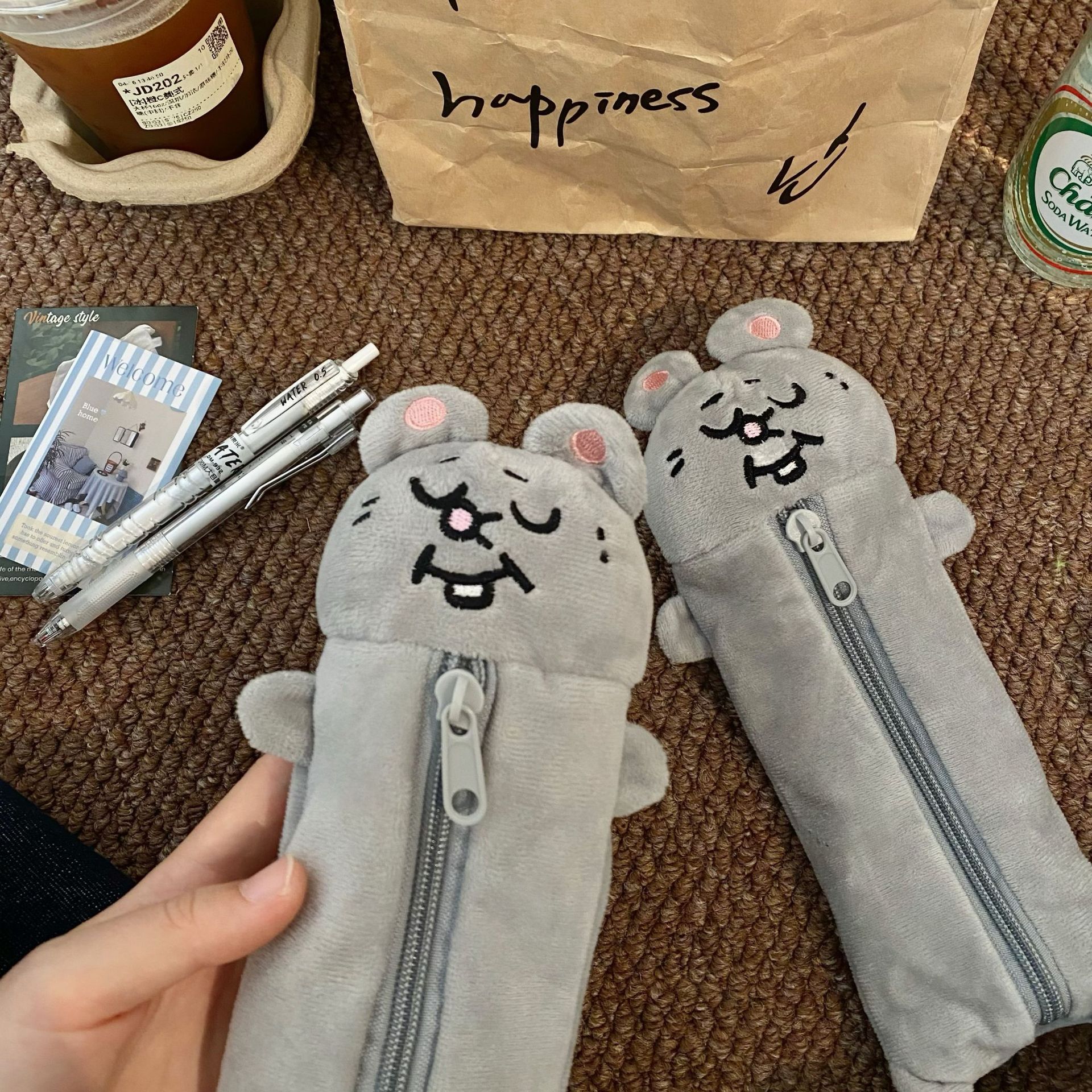 Meiji and the big Mouse plush pen case on Instagram, cute and funny, high school student large-capacity stationery box, multi-functional pen case details Picture