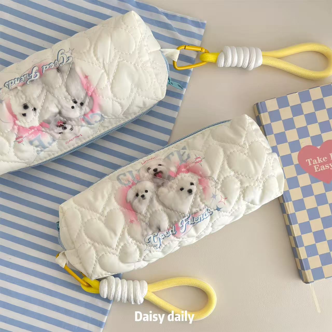 Korean-style ins cute puppy pen case, high appearance level, large capacity student stationery storage bag, pencil case, portable pen case full figure
