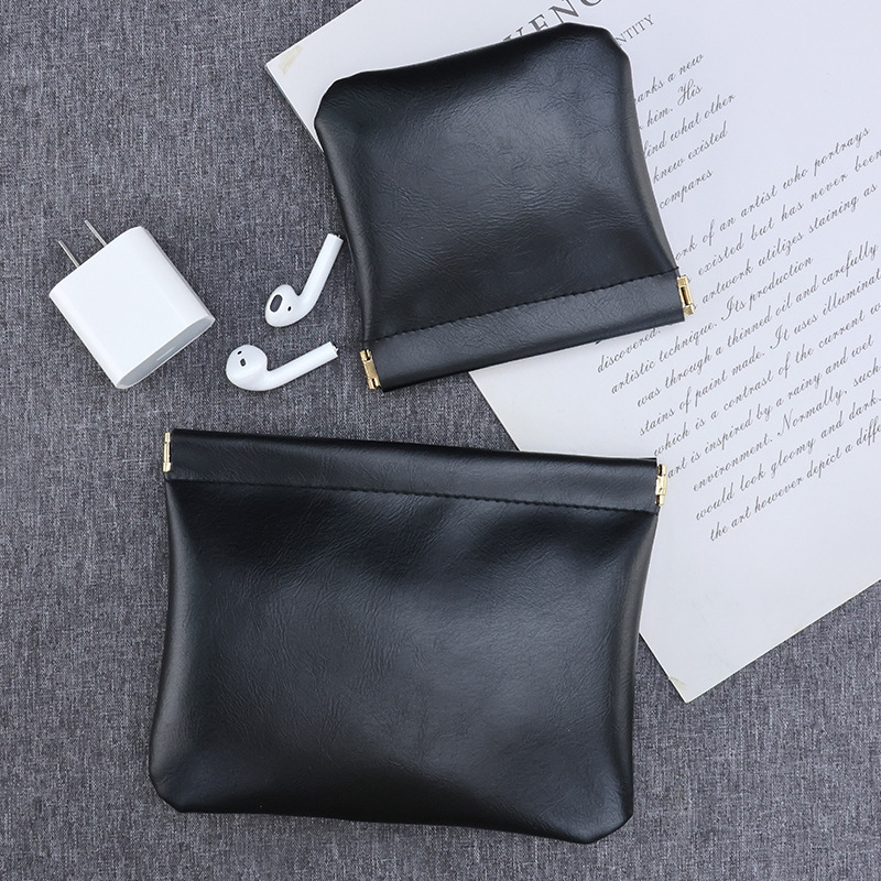 Portable dark pattern storage bag, automatic closing, data cable, power charger, wired headphones, lipstick, waterproof storage bag full figure