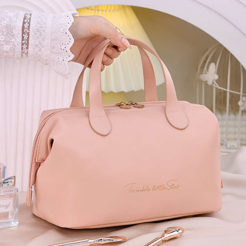 New makeup bag, large French style, high appearance level, large capacity, high-end feel, portable PU cosmetics, fashionable storage, commuting details Picture