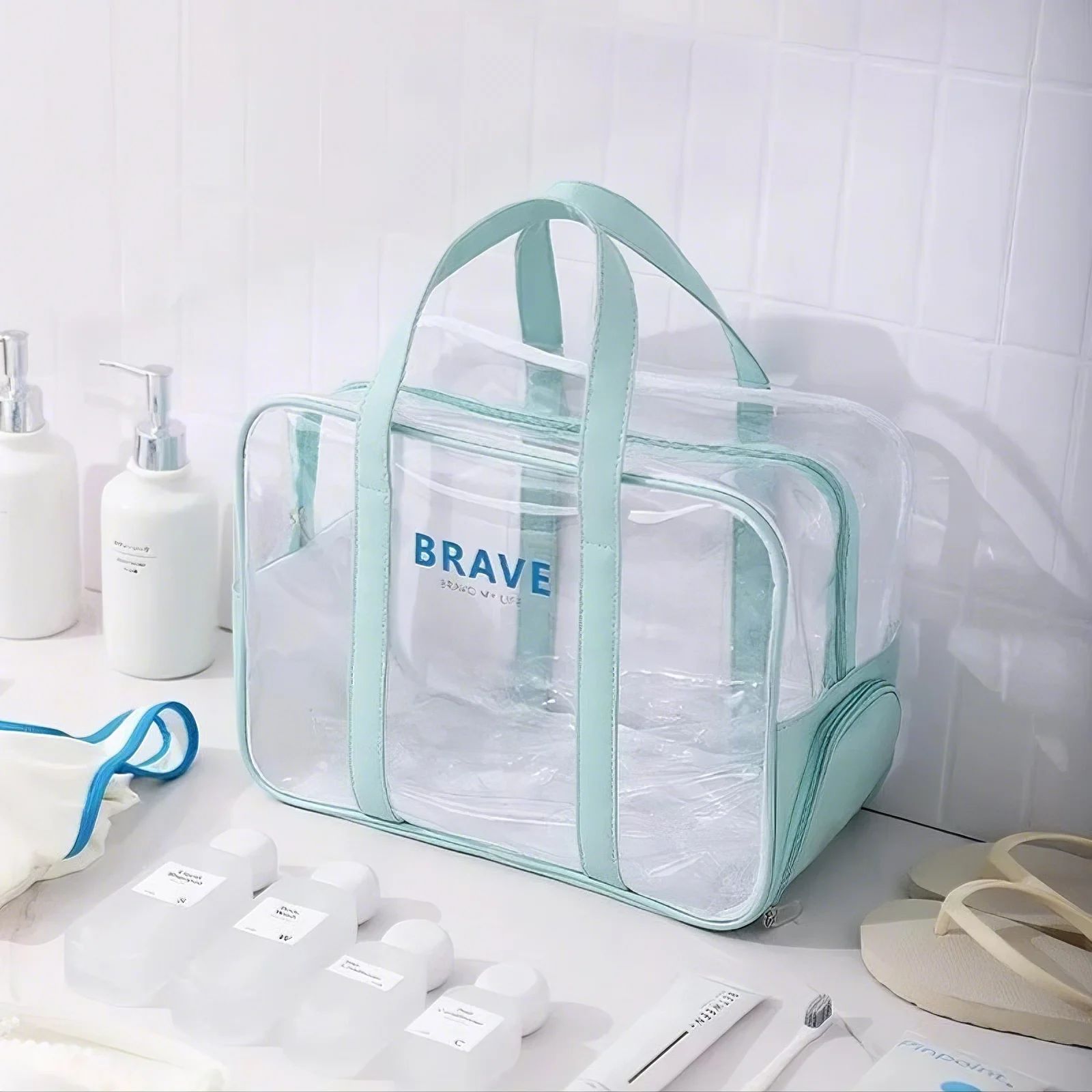 Transparent waterproof beach bag, dry and wet separation, fitness and exercise bag, toiletries and makeup bag, storage, swimming goggles, swimsuits, swimming bag Application Scenario