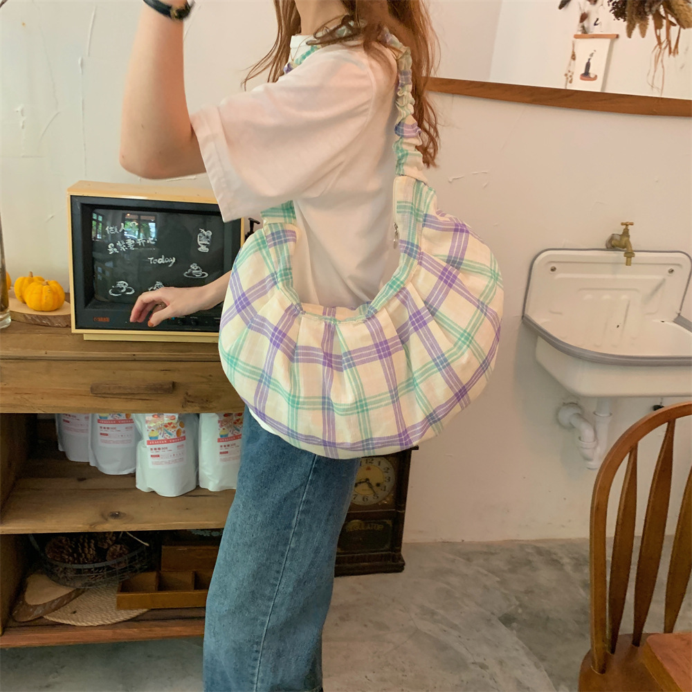 0691 New pleated large-capacity checkered single-shoulder bag, women's canvas bag, hand-held crossbody bag, women's commuter underarm bag Specification drawing