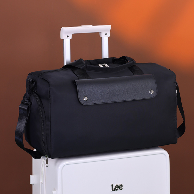 Business trip short travel bag, large-capacity dry and wet separation men's swimming and fitness bag, large-capacity carry-on luggage bag full figure