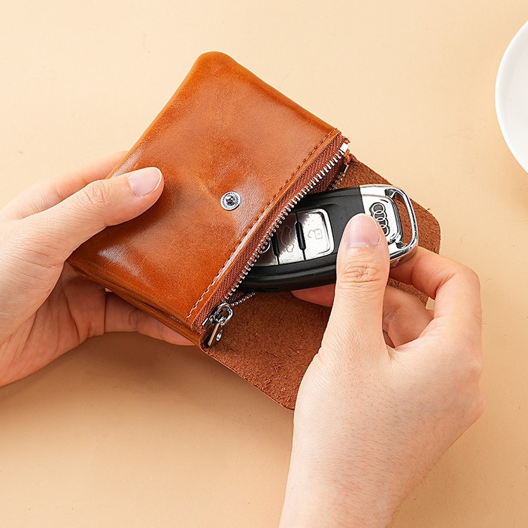 2025 Summer new stylish, compact and retro coin purse, double-layer wallet, card, earphone storage bag for export wholesale Application Scenario