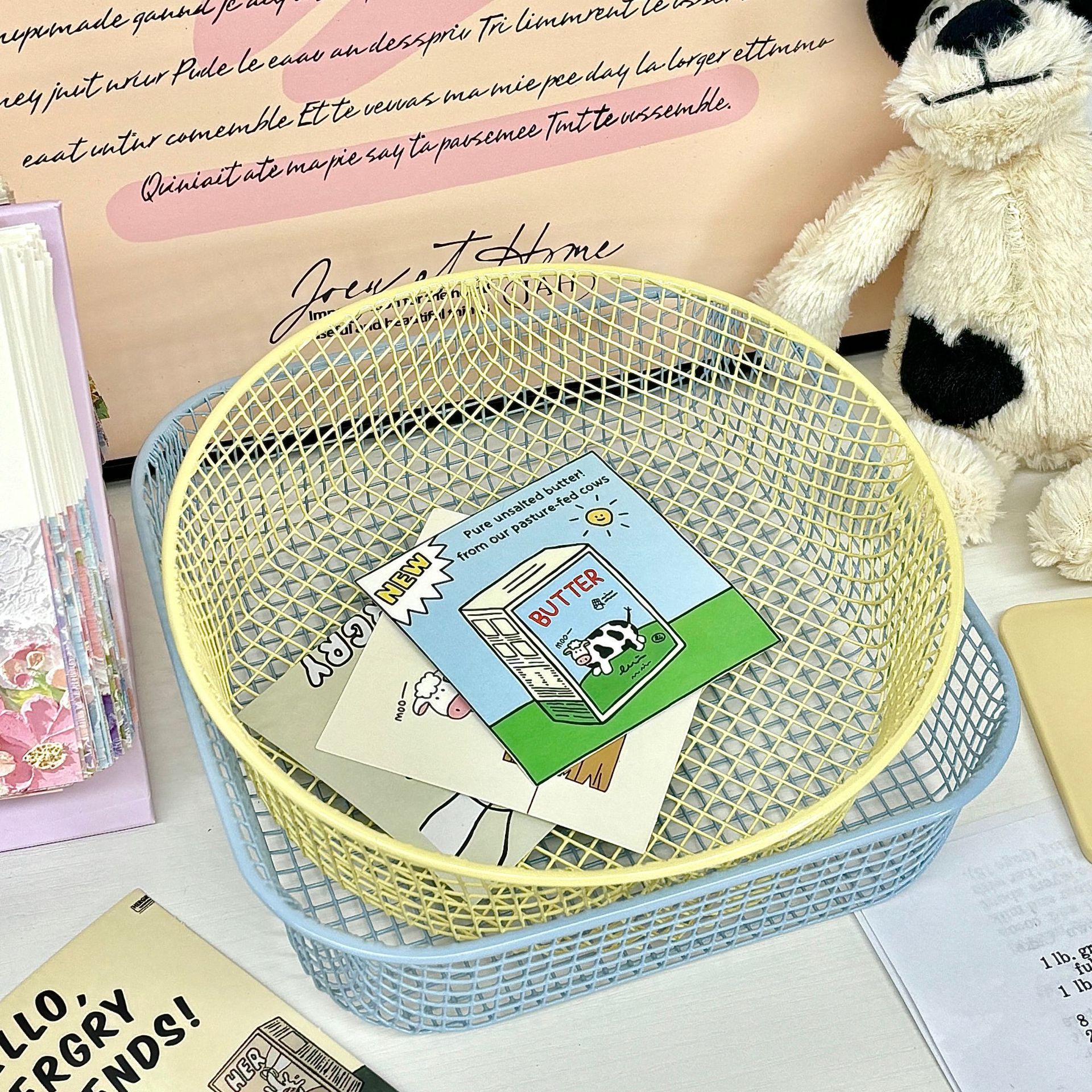 ins simple wire storage basket, student office stationery storage box, desktop, desk and miscellaneous ironwork organization and storage Specification drawing