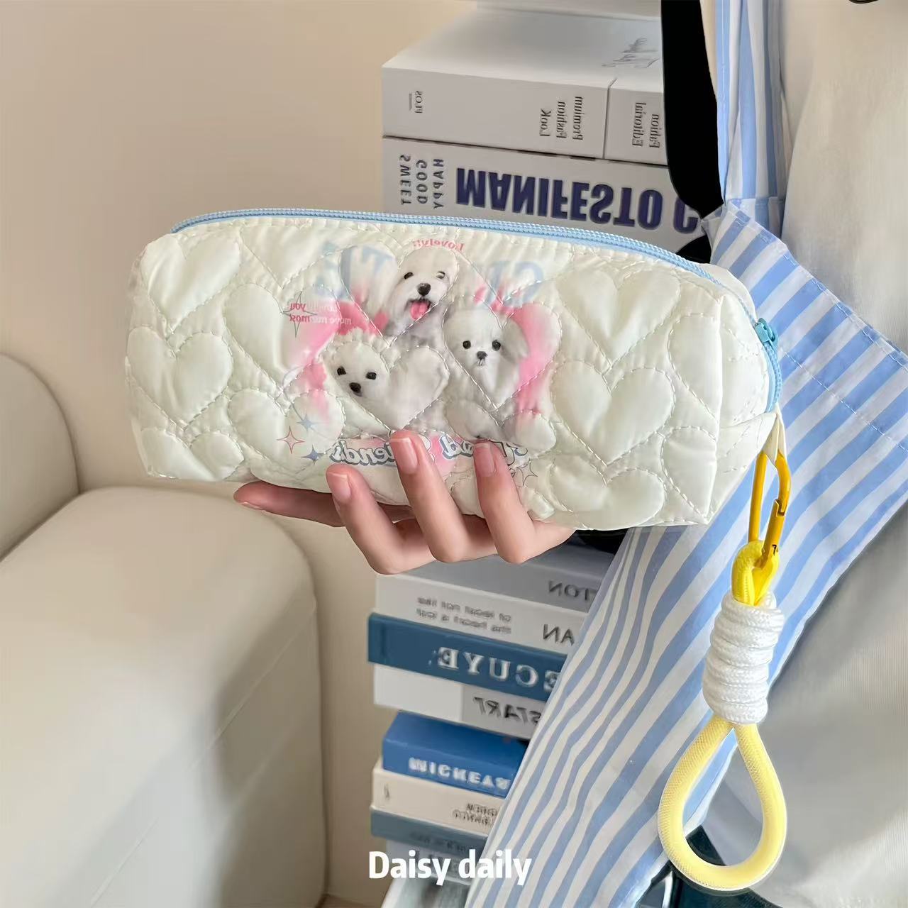 Korean-style ins cute puppy pen case, high appearance level, large capacity student stationery storage bag, pencil case, portable pen case Application Scenario