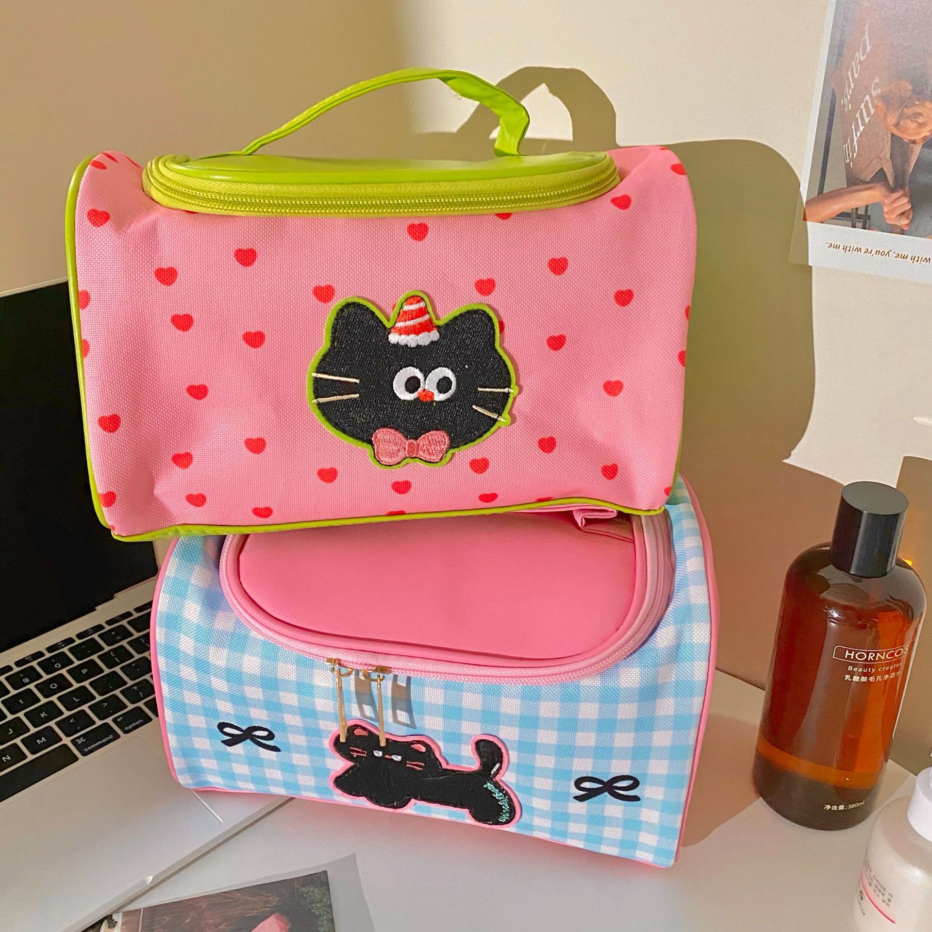 Cartoon kitten makeup bag for women 2024 New large-capacity skin care product storage bag, cute hand-held portable small bag Specification drawing