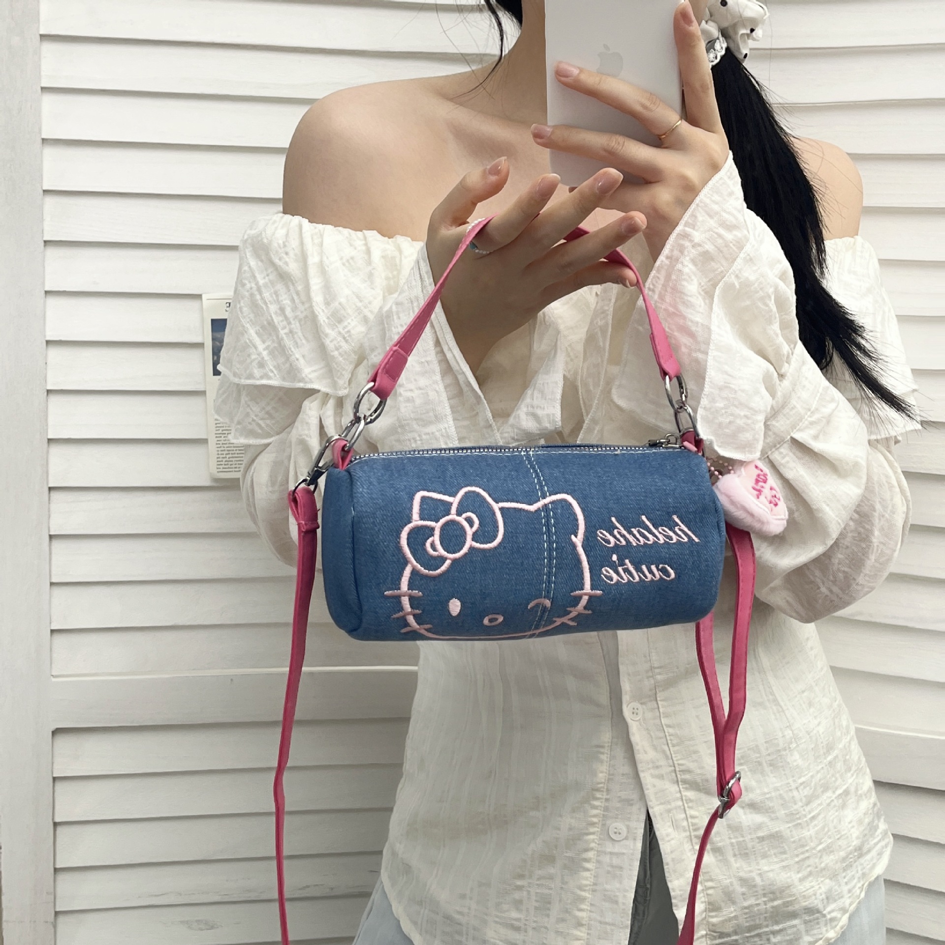 Cartoon cat crossbody bag 2025 new style denim mini cylinder bag Cat embroidery hand-held small bag Mobile phone case Specification drawing