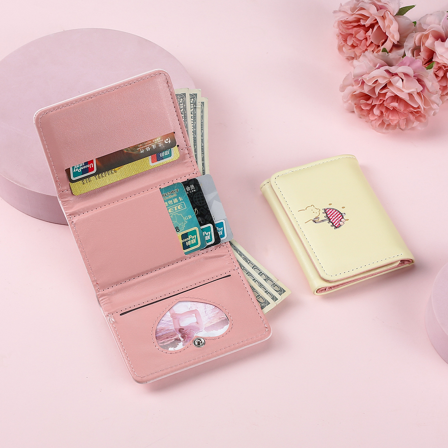 A new short wallet for women from Ailun, featuring cute Japanese and Korean cartoon umbrellas, a card holder with a snap button, and a simple 30% off coin purse details Picture