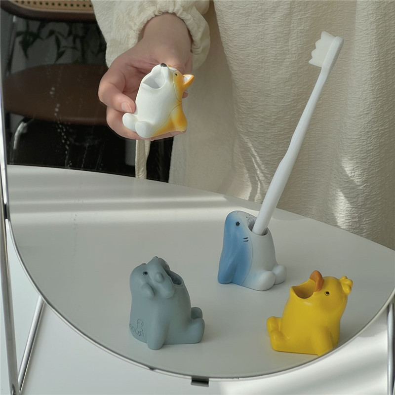 Ins-style creative cartoon animal toothbrush holder, cute children's bathroom toothbrush holder, bathroom storage rack decoration Item Picture