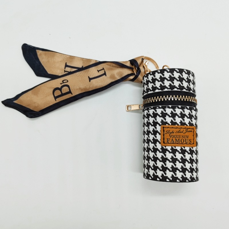 Versatile benefits, best-selling high-end luxury small bags, trendy and portable red envelopes, small pendants, and coin purses Item Picture
