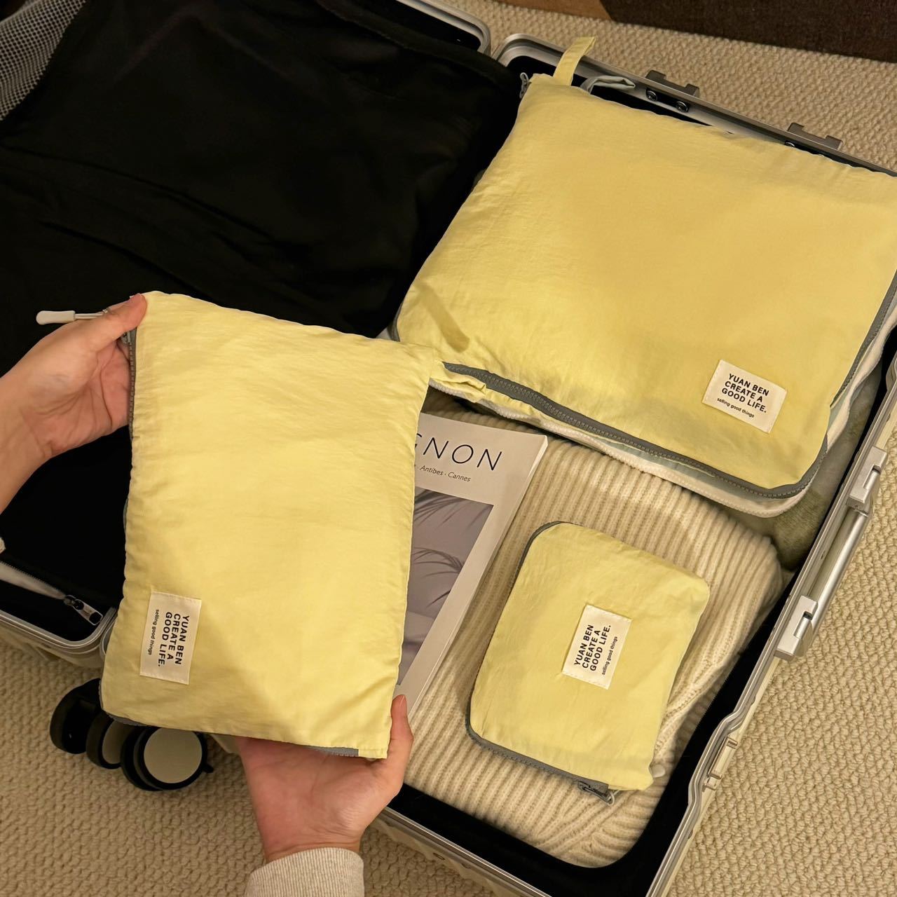 Simple and lightweight travel storage bag, waterproof suitcase organizing bag, clothing and underwear storage bag, clothes sorting bag Item Picture