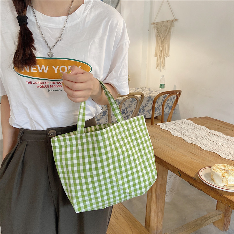 010271 Artistic, fresh and portable bento bag, Japanese-style checkered mommy and student hand-held small bag, walking cloth bag full figure