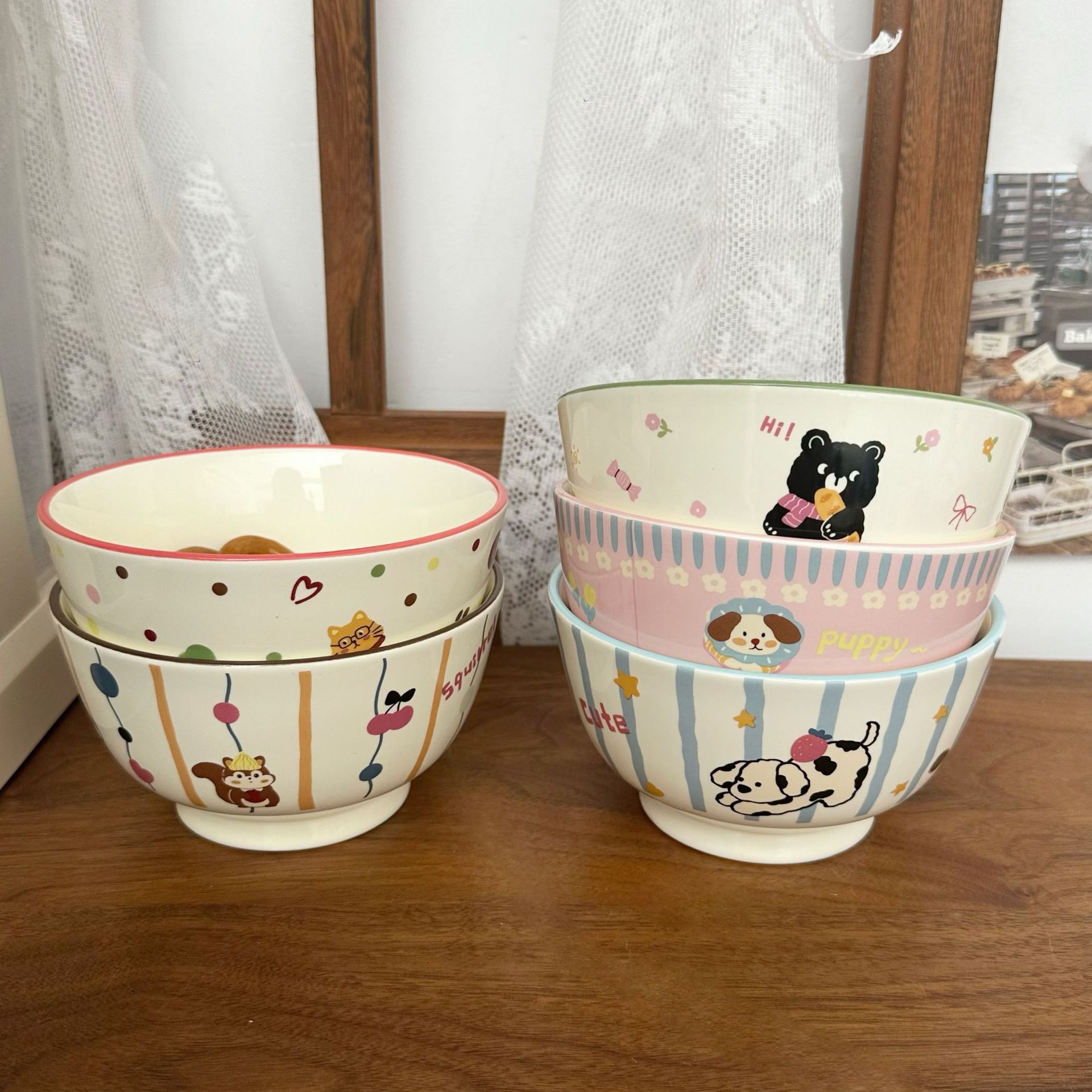 Cartoon animal cute pet rice bowl, healing ceramic rice bowl, household high appearance level rice bowl, cute dessert salad bowl Application Scenario
