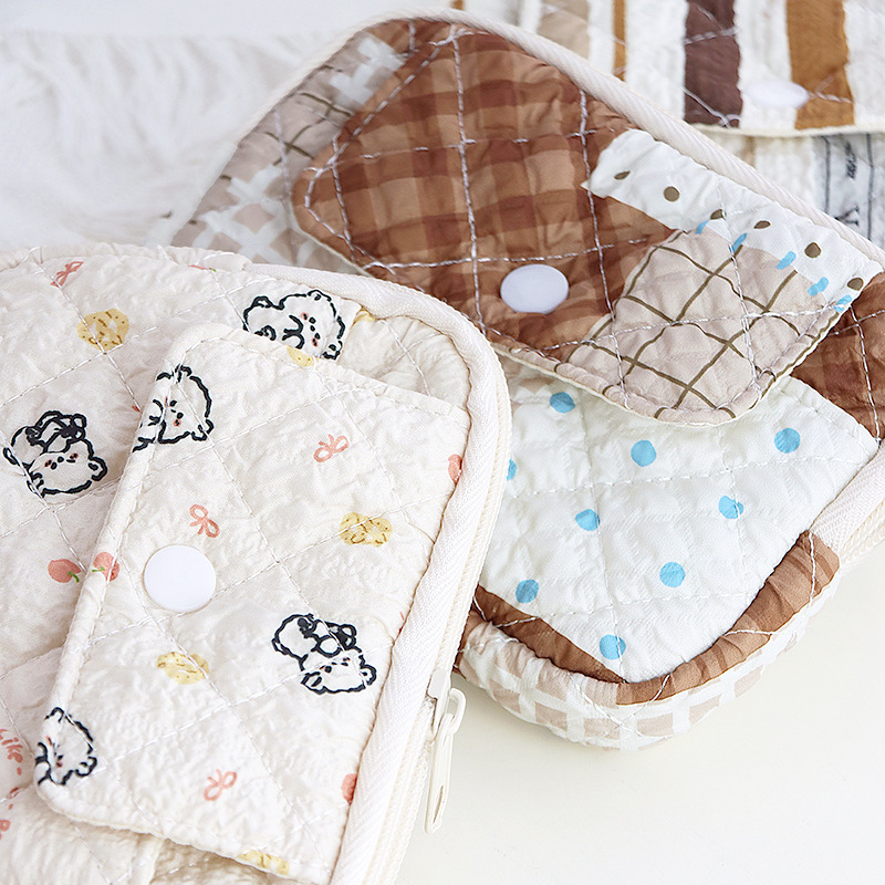 Retro square quilted cotton-padded portable storage bag, cute and soft coin purse, lipstick storage bag, makeup bag Specification drawing