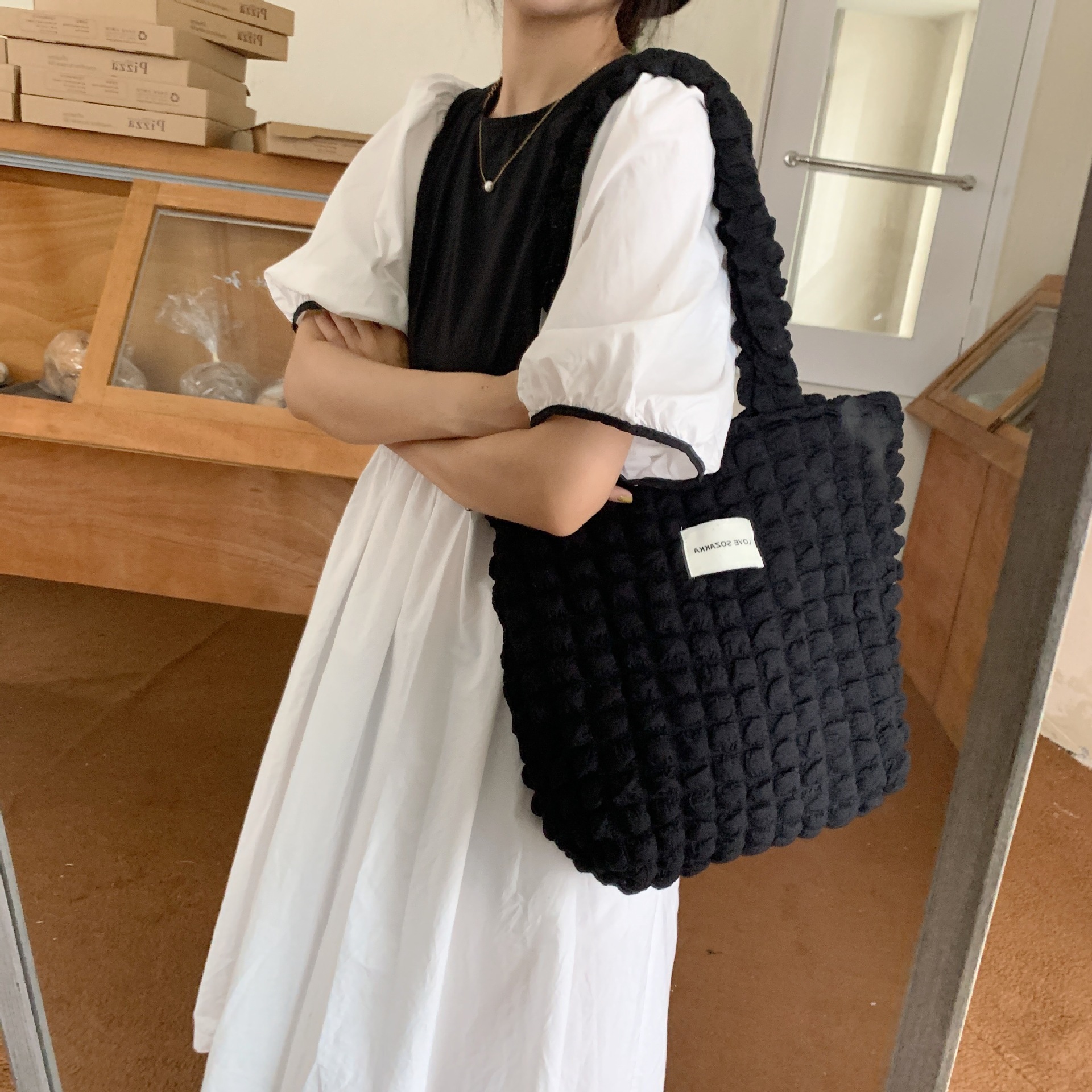 2755 Japanese-style fashionable cloud bubble flower single-shoulder bag for girls, simple handbag, large capacity canvas bag for girls details Picture