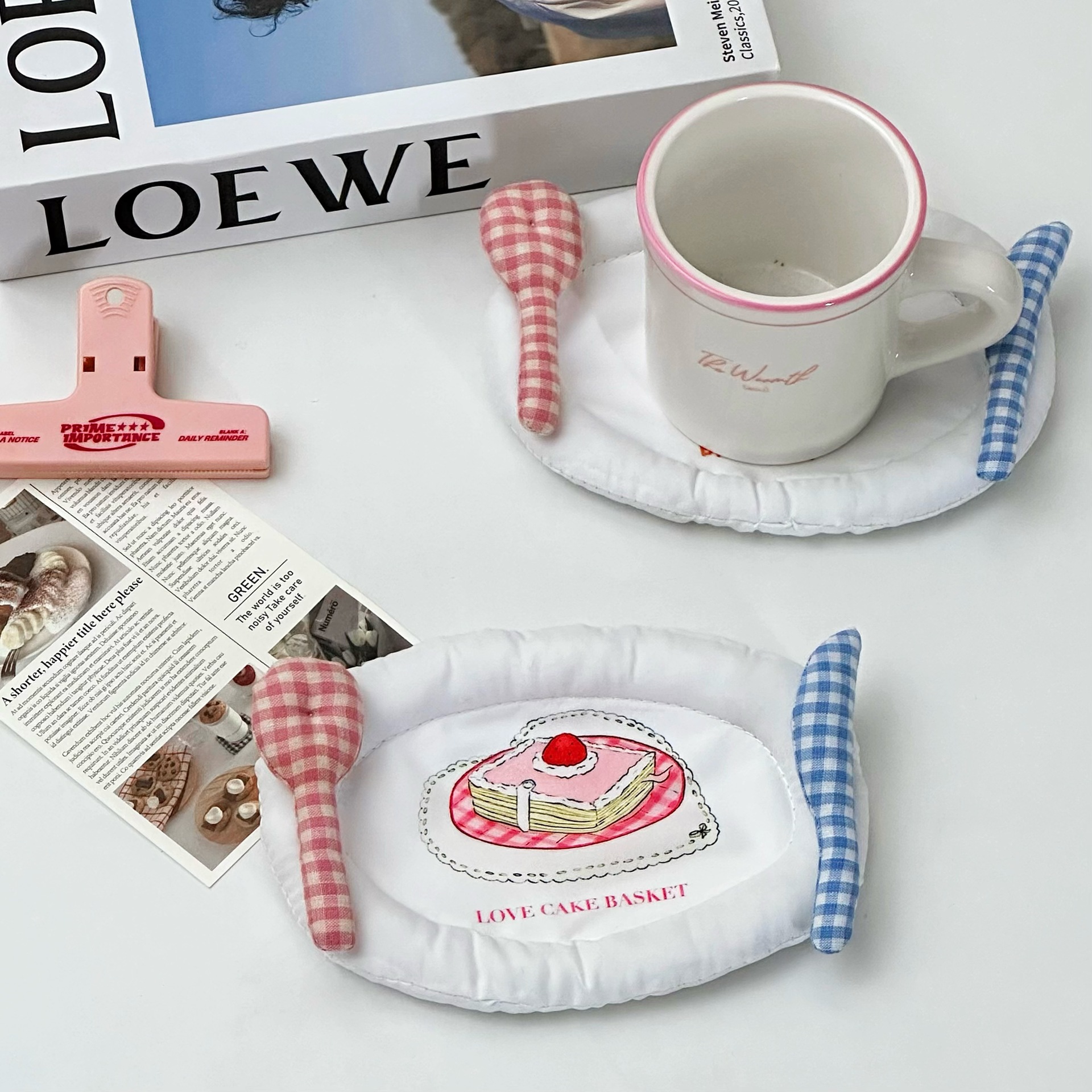 Dessert cake coaster, printed fabric, cotton-filled coaster, girlish heart, high appearance level, coffee mat, table decoration mat full figure