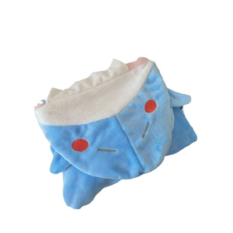 Cartoon cute shark blanket, student dormitory office lunch break air-conditioned blanket, shawl blanket, fluffy coral velvet blanket Item Picture