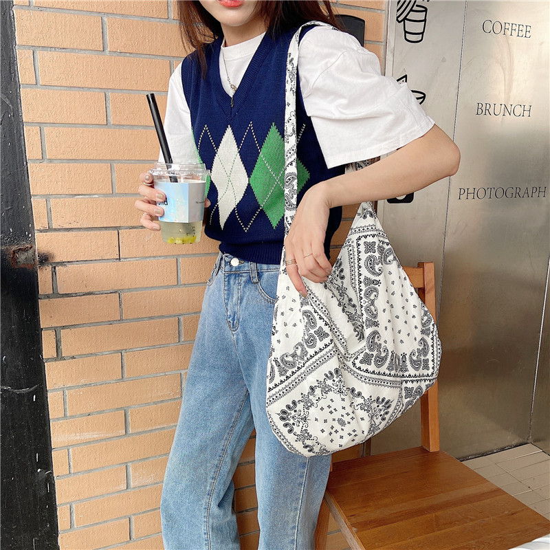 13165 Light Retro Cashew flower crossbody single-shoulder bag, ethnic style casual shopping bag, fashionable canvas bag for women wholesale details Picture