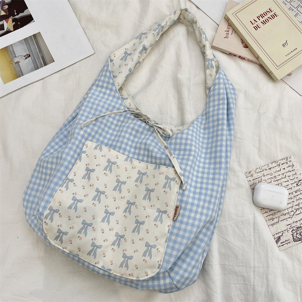 5591 Korean-style floral checkered tie bow single-shoulder bag for spring and summer casual travel, large-capacity tote bag Application Scenario