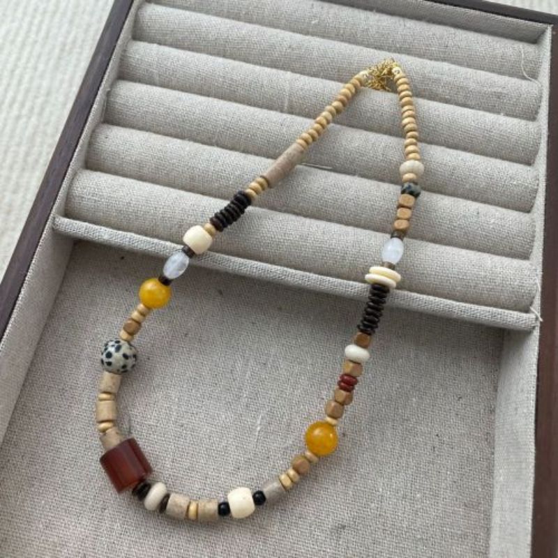 国潮系列新中式复古国潮女生简约天然玉石木质珠不对称彩色可爱串珠石头项链