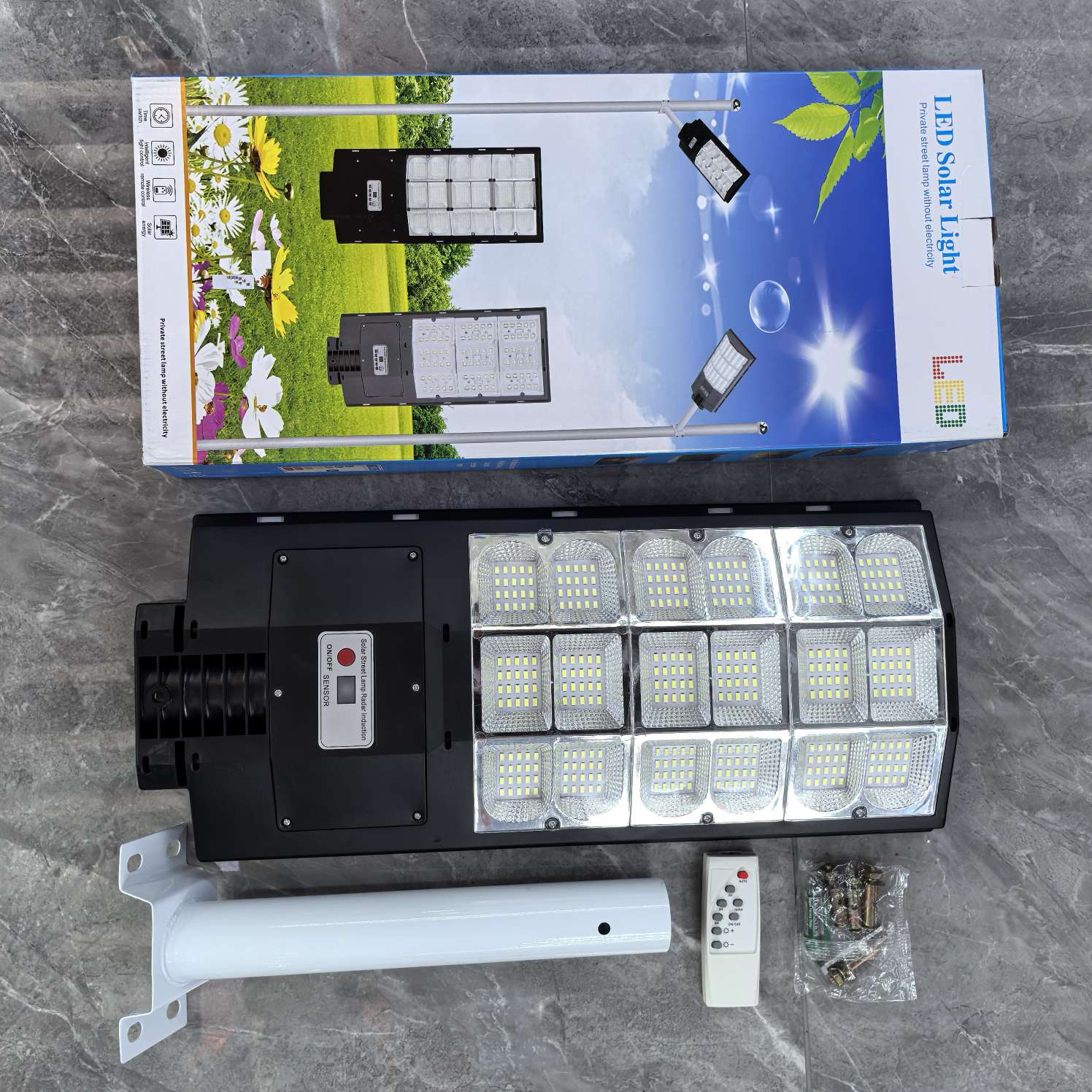 户外照明灯具 道路照明灯 高亮节能防水灯饰照明 工业户外广场庭院灯太阳能充电路灯