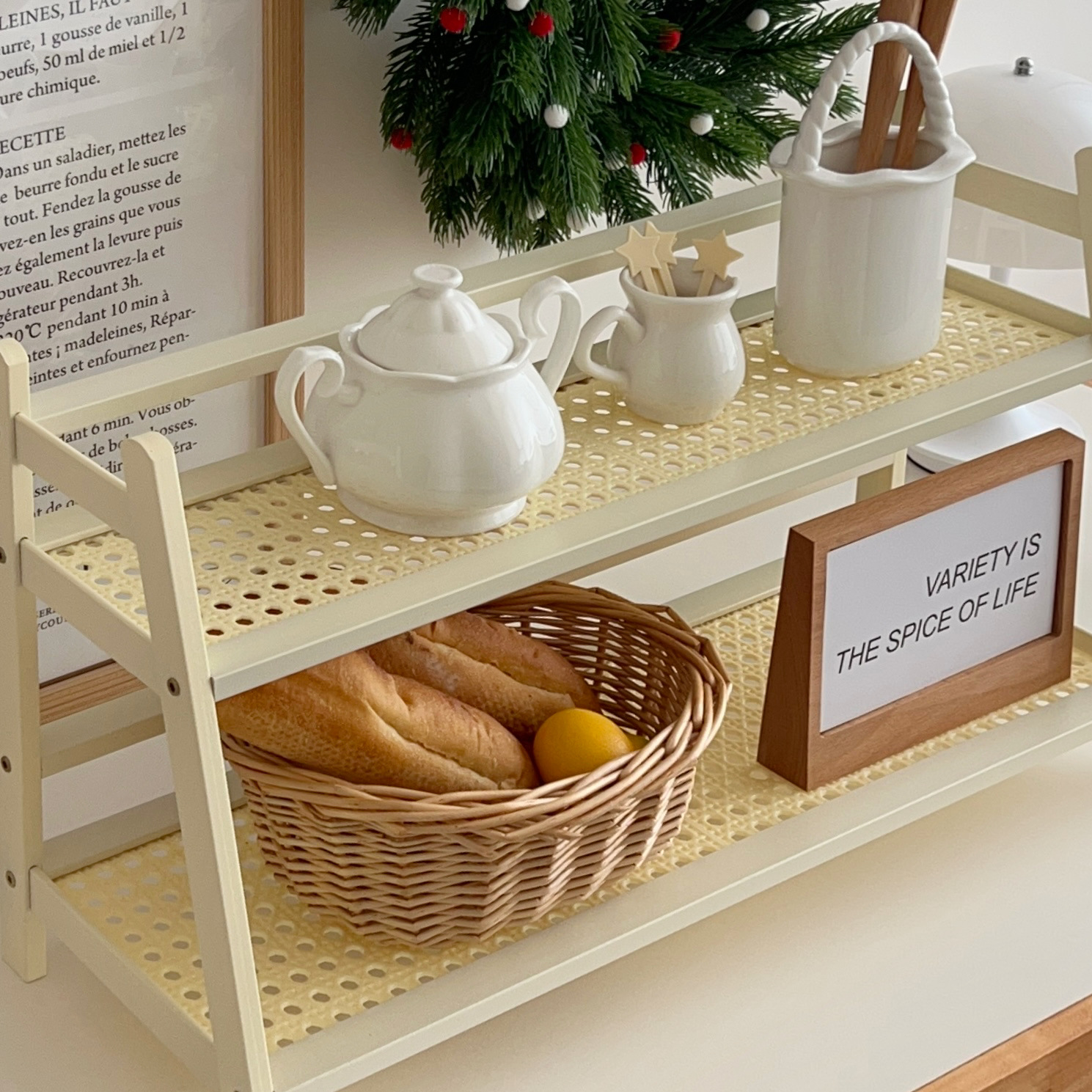 Cream-style rattan cup storage rack, multi-layer desktop miscellaneous storage rack, dormitory kitchen organizing rack Specification drawing