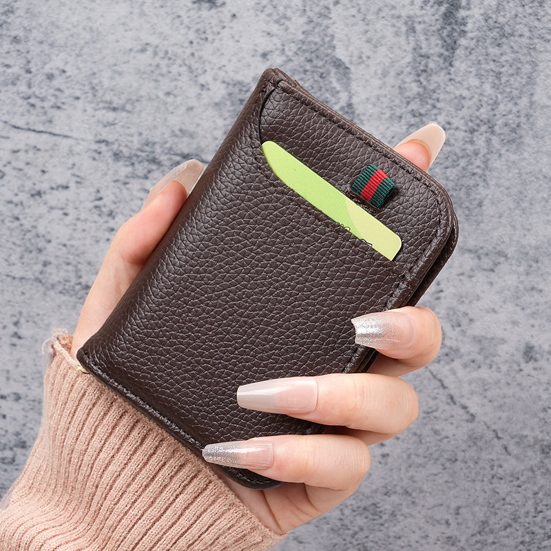 The manufacturer offers wholesale of new types of card cases for men, which are portable, thin and small, and for women, they are exquisite and high-end Specification drawing