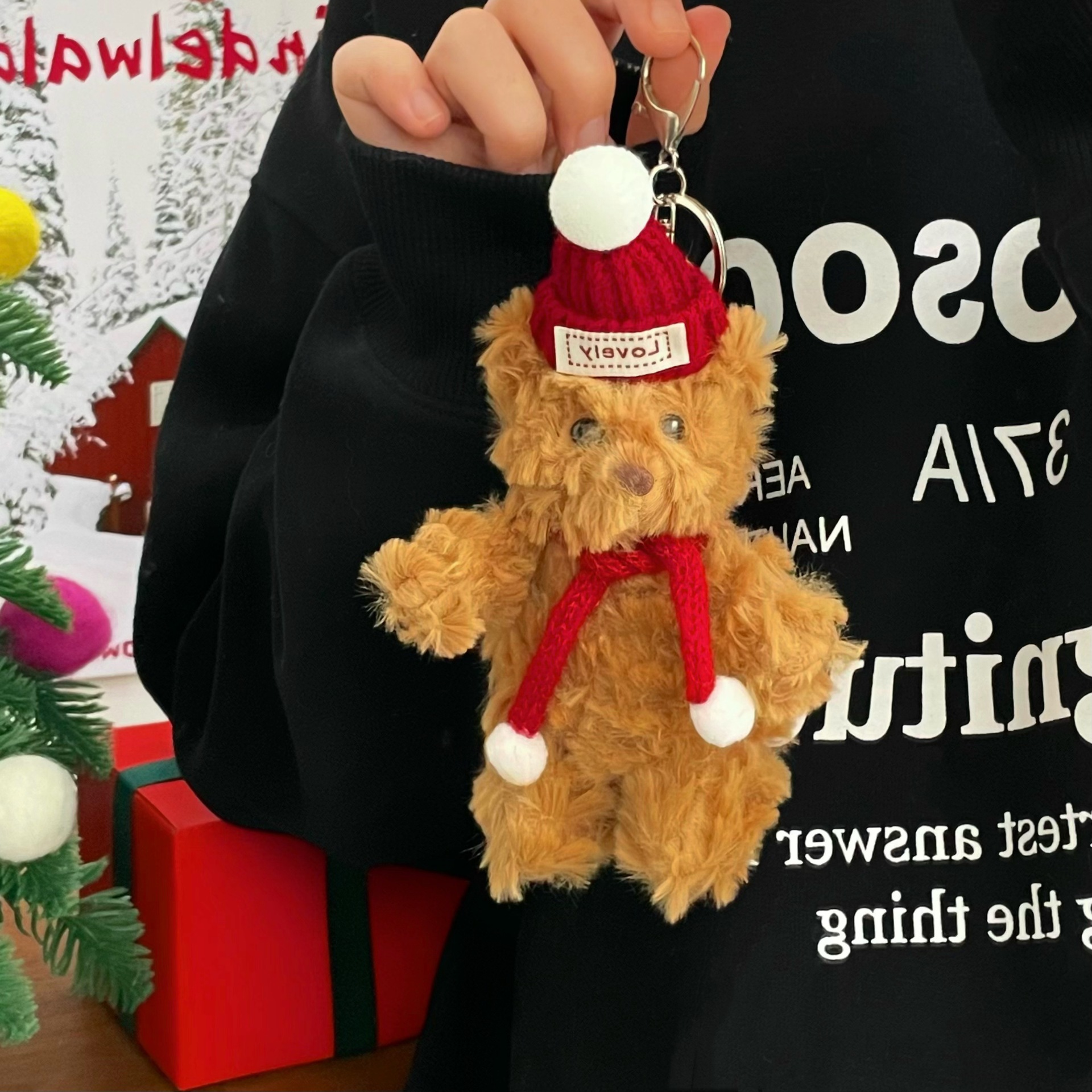 Xiaohongshu same style ~ Cute Barcelona Bear keychain New Year and Christmas bear doll bag pendant gift Specification drawing
