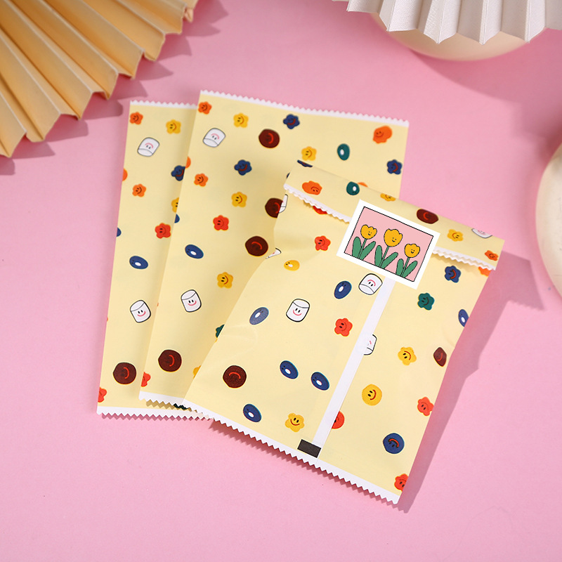 ins style, high appearance level, caramel-colored cartoon kraft paper bag, gift bag, sticker, candy, hairpin, small item storage paper bag full figure