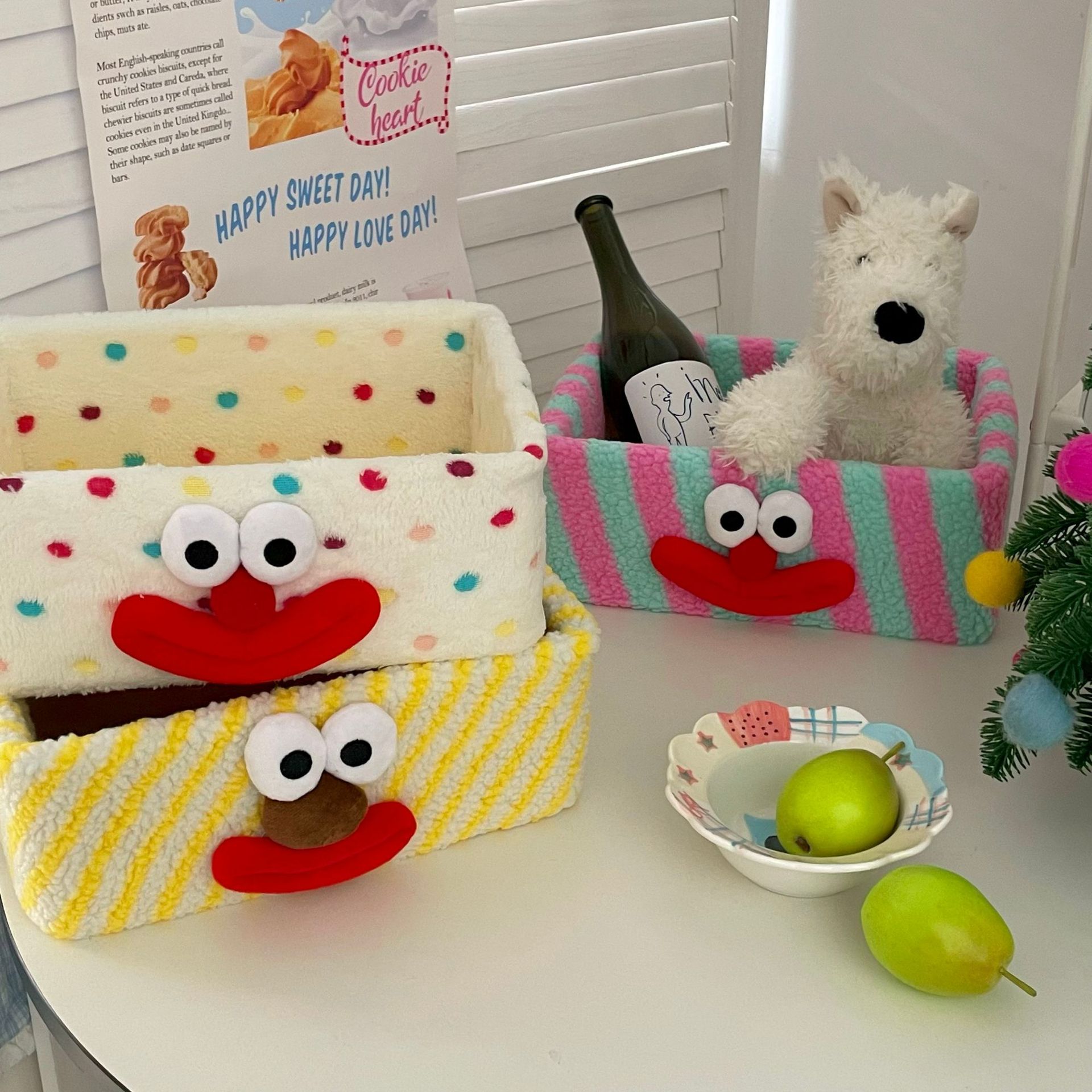 Xiaohongshu's same style ~ Cartoon clown storage box, InS-style lambskin velvet desktop, miscellaneous items, jewelry and cosmetics storage basket Specification drawing