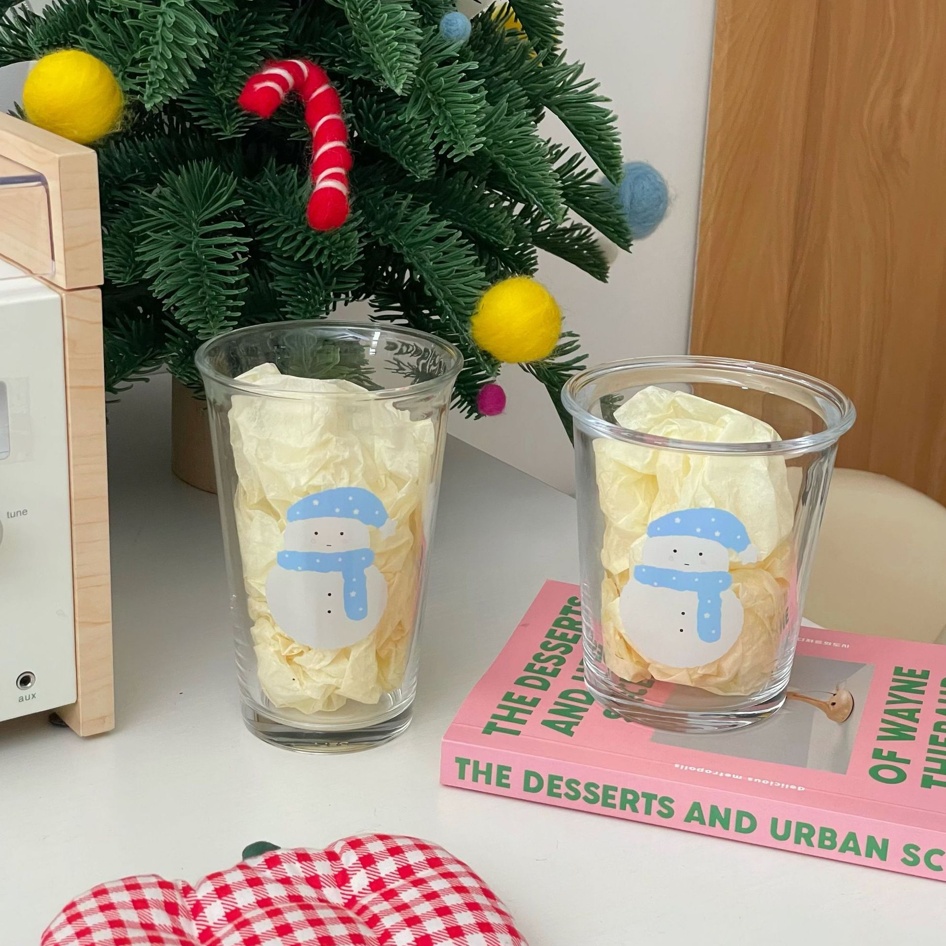 Christmas snowman glass cup, ins air-cooled brew coffee cup, water cup, Glass cup, milk cup, couple cup, breakfast cup full figure