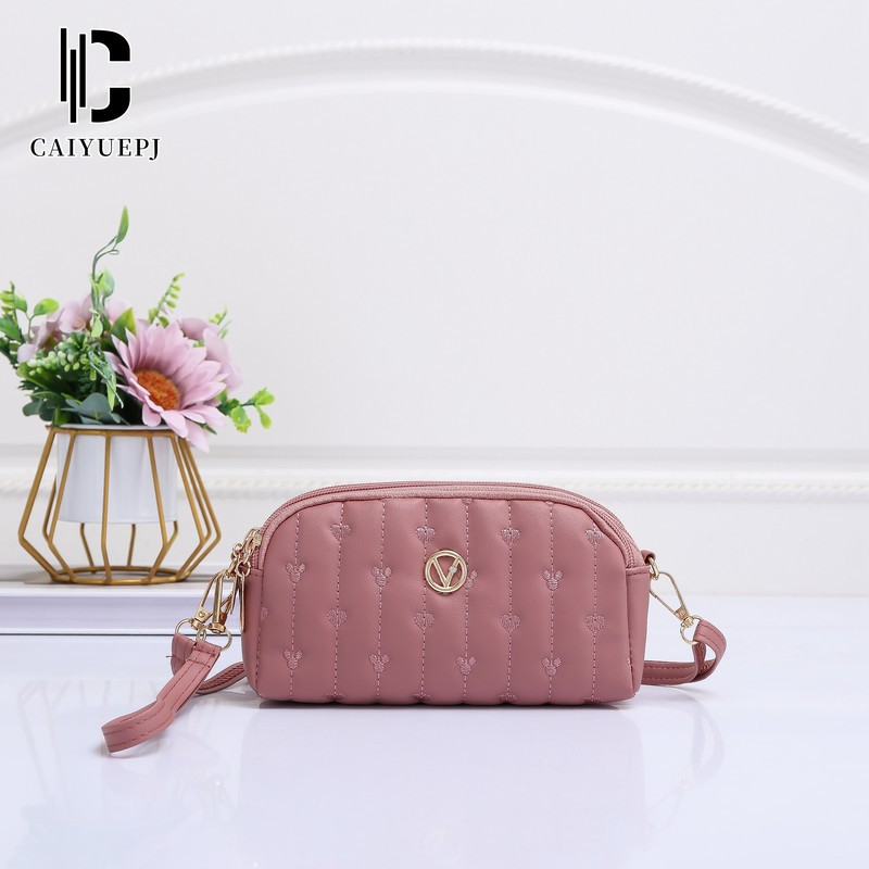 New crossbody bag for women, a versatile single-shoulder bag in solid color, a simple summer cross-border trade multi-functional small square bag Item Picture