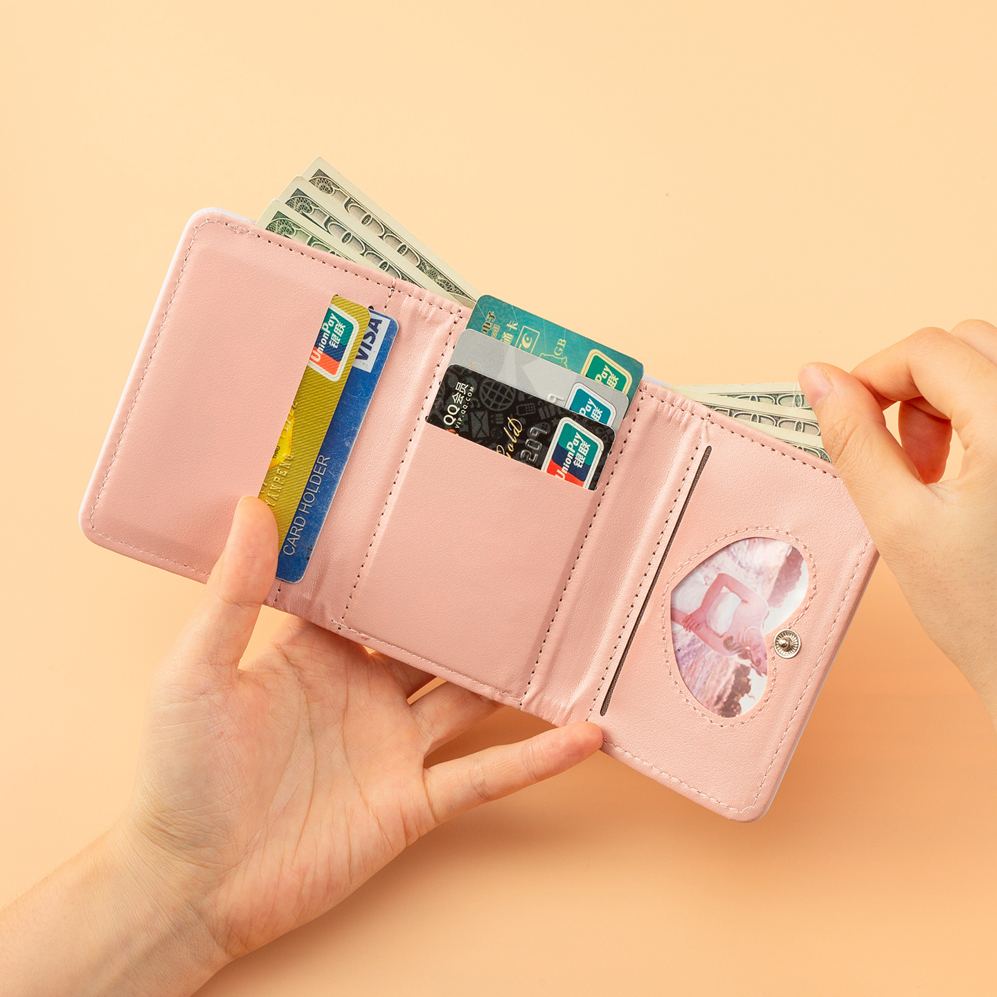 The new student light luxury card bag from Ailun is cute, short, anti-demagnetization, multi-slot and fashionable. It's available for wholesale at a 30% discount Specification drawing