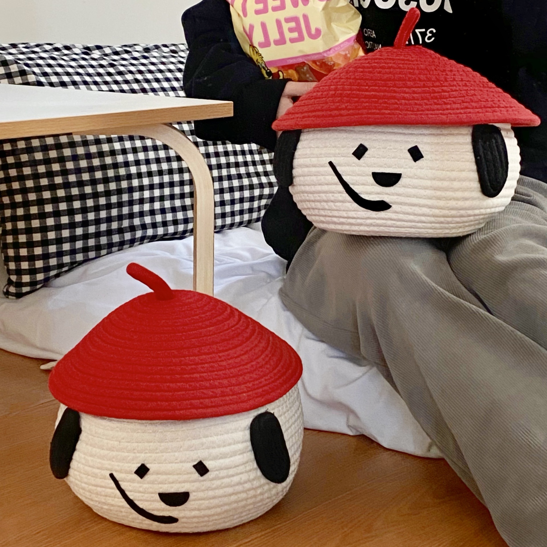 Cute crooked-mouthed cotton thread basket, home covered miscellaneous storage woven basket, desktop dust-proof decorative item storage basket, storage basket Specification drawing