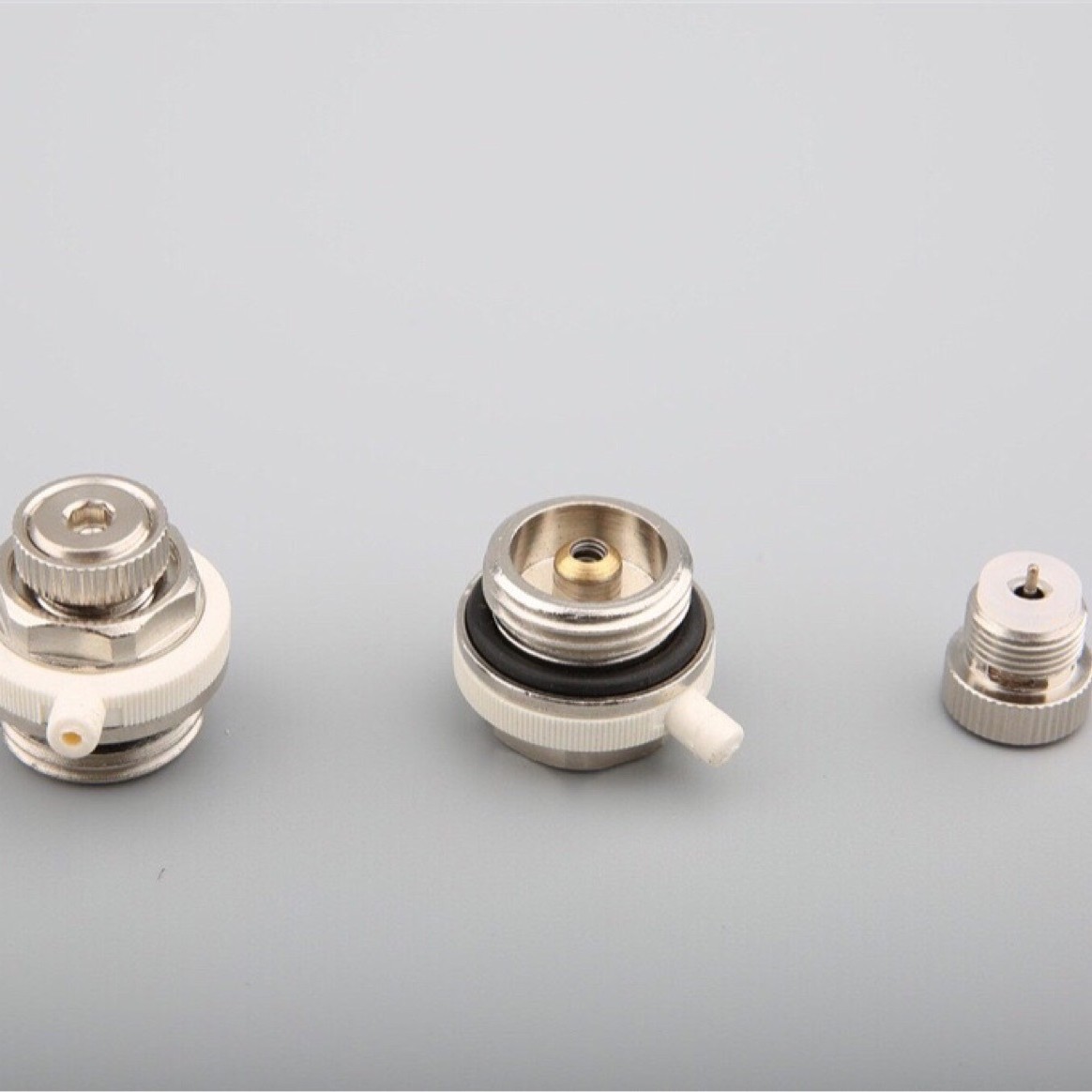 New radiator accessories: Copper air vent valve, automatic air vent valve with manual and automatic operation Application Scenario