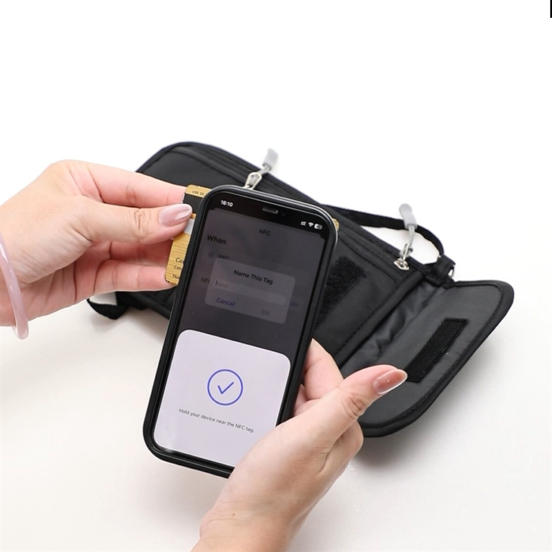 Cross-border document storage bag, multi-functional portable passport holder, air ticket card case, men's and women's neck hanging crossbody mobile phone case Specification drawing