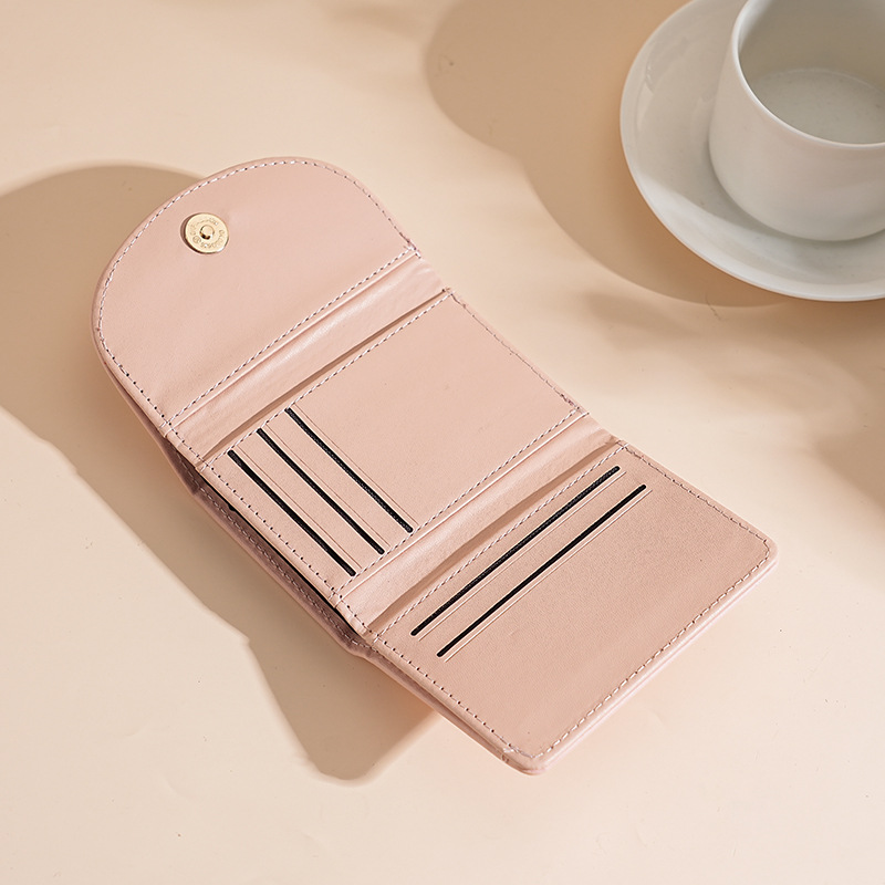 The new women's wallet is in a solid color, sweet and cute. It has multiple compartments and a large capacity. The coin purse is 30% off with a pickup clip Application Scenario