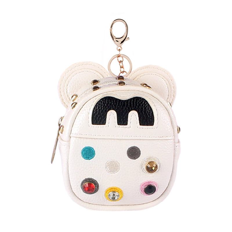 A Korean Instagram student with a simple and cute mini Japanese-style girl heart, holding a coin card case and a coin purse Item Picture