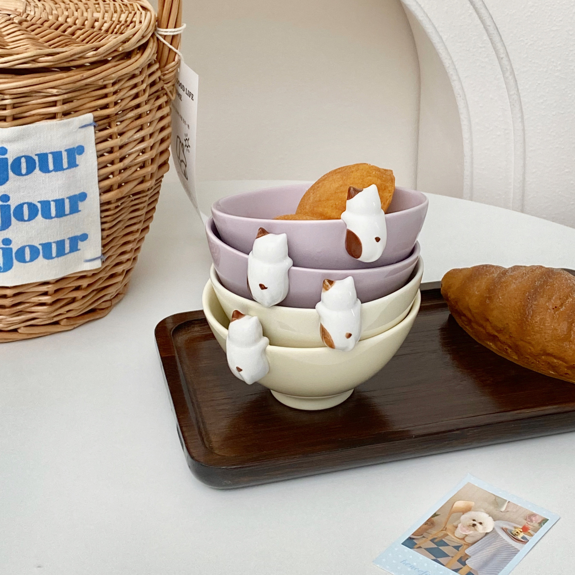Japanese-style cat-lying bowl, cute relief ceramic bowl, three-dimensional personal tableware for cats, purple high-appearation-level rice bowl full figure