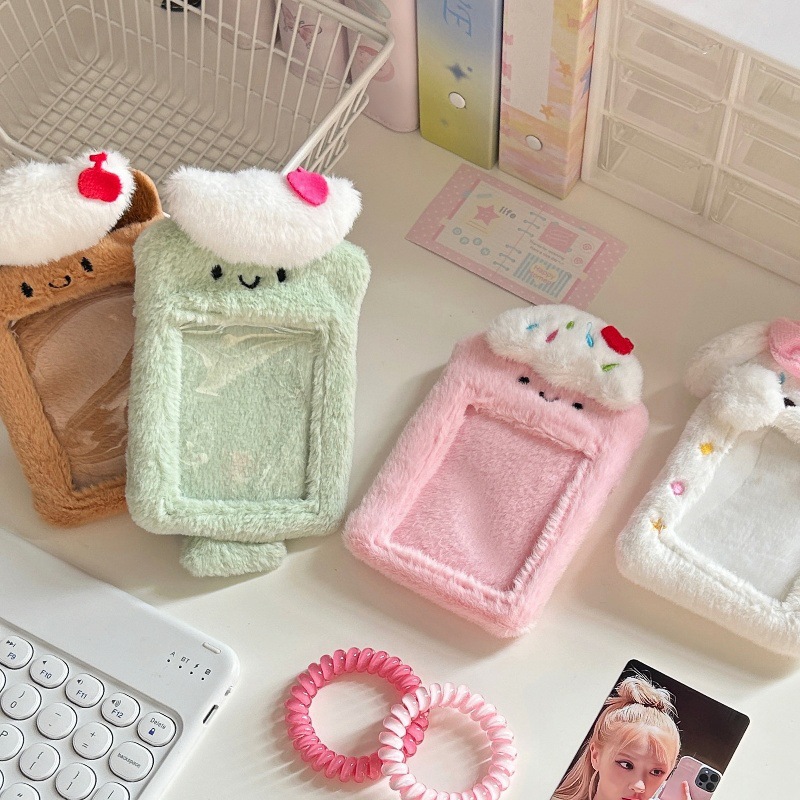Cute plush card case, ins campus card, meal card, fan album, small card, photo storage pendant, ID card protective case Application Scenario